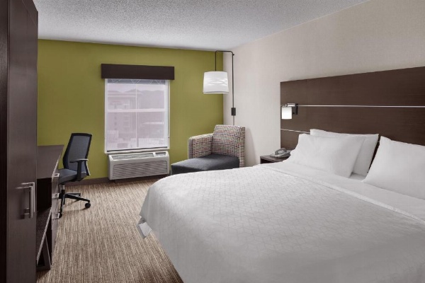 Holiday Inn Express & Suites Asheville SW - Outlet Ctr Area image 22
