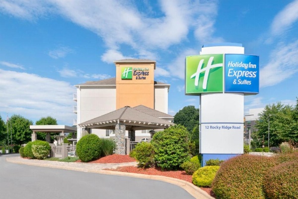 Holiday Inn Express & Suites Asheville SW - Outlet Ctr Area image 28